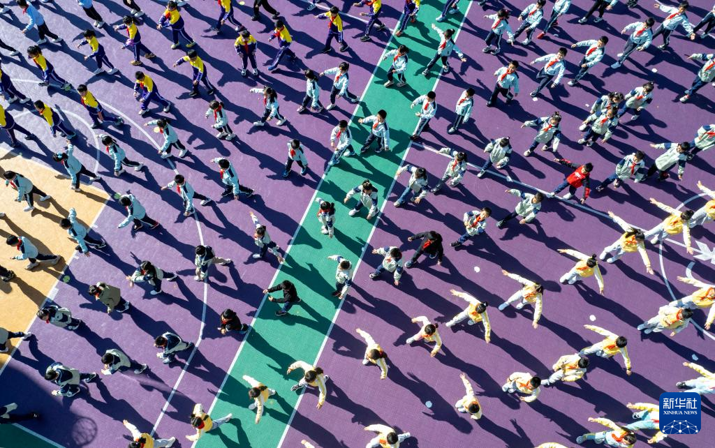 云南昆明:体育活动助力学生健康成长(图1)