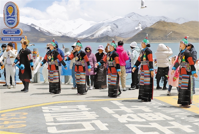 高原假日缤纷多彩 文旅市场欣欣向荣(图3)