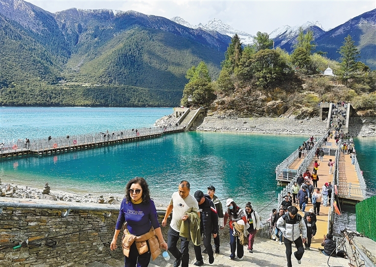 高原假日缤纷多彩 文旅市场欣欣向荣(图4)