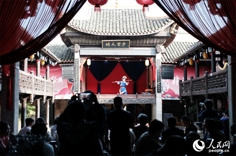 大湖之南 湖南文旅活力十足过“五一”(图1)