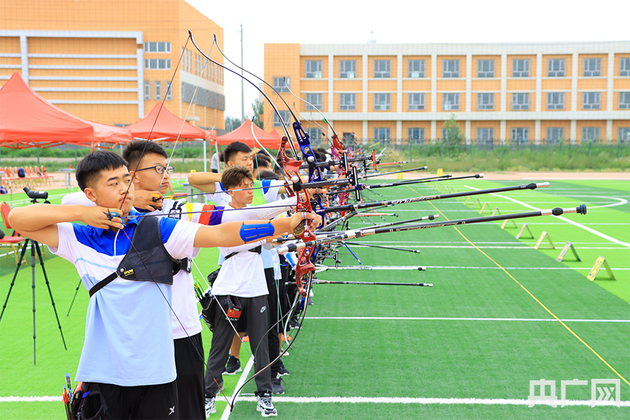 射箭运动 炫酷校园(图1) 射箭运动 炫酷校园