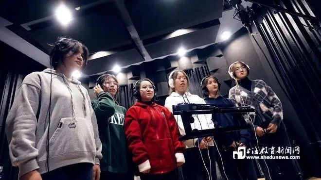 当“百戏之祖”遇上新疆娃 同济一附中这样打造“文化润疆”的“育人密码”(图7)