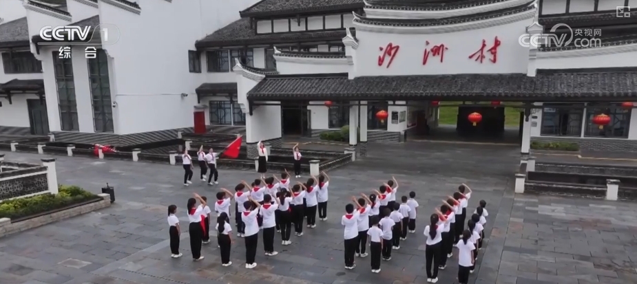 各地多彩活动迎“六一” 守护红色根脉做新时代好少年(图3)