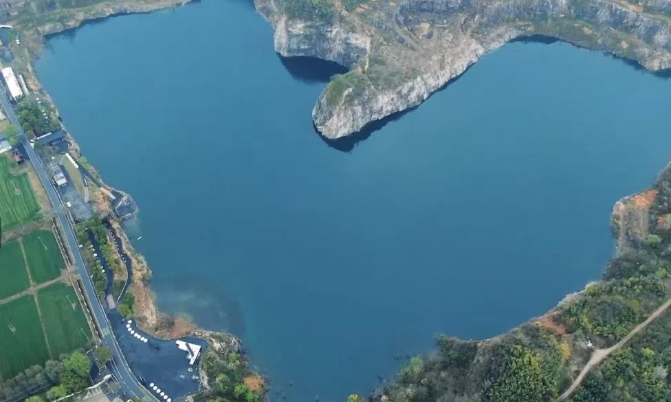 【理响中国·春江水暖鸭先知】一家“村咖”的共富密码(图2)