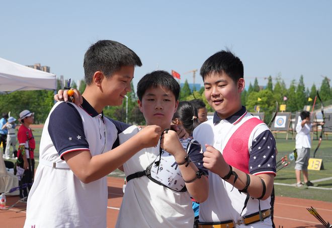 初中生可以学习射击射箭吗?装备购买30万元起步!(图4)