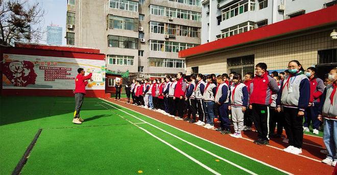 杏花岭区坝陵桥小学开展国防教育之射击射箭进校园活动(图3)