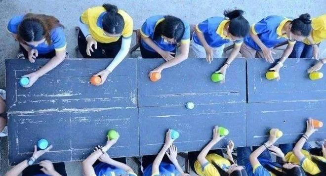 两天拓展(攻防箭 世界球 杯子舞 动力绳圈 古城魅影 野炊 皮划艇)(图3)