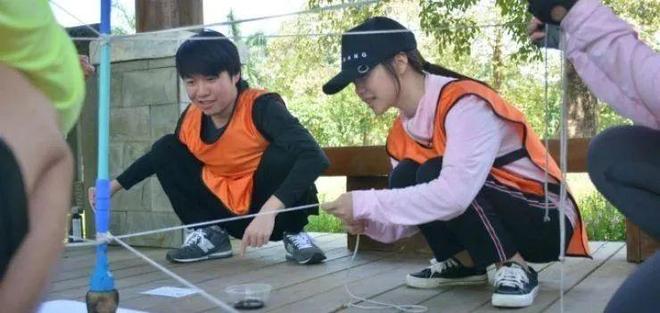 两天拓展(攻防箭 世界球 杯子舞 动力绳圈 古城魅影 野炊 皮划艇)(图10)