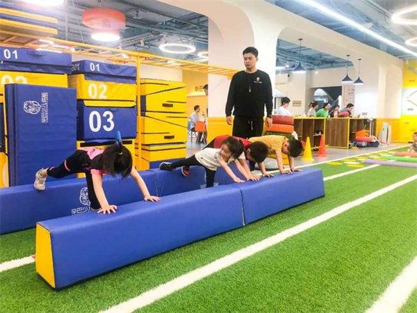 长沙高新区虹桥小学：“五全体育”让学生体质强健起来