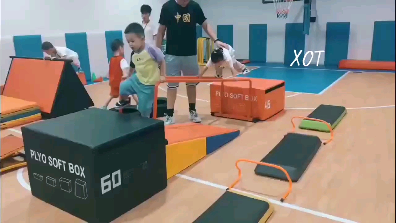 北幼·荣耀时刻｜利州区北街幼儿园燃爆利州区第一届幼儿篮球比赛