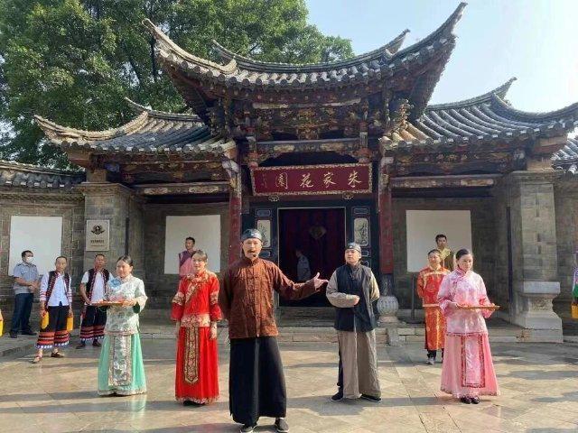 毕业生抢跑暑期档他们最爱旅居的城市是大理(图1)