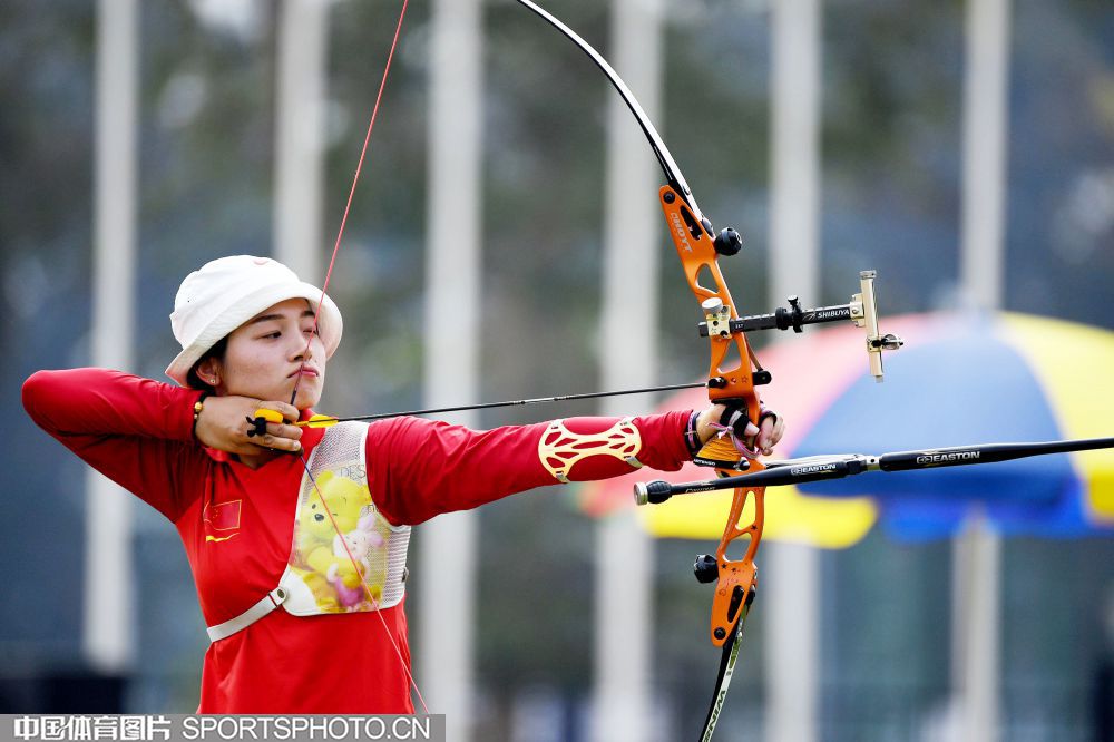 大渡口：为民惠民志愿服务见行动 市民现场尽享射箭运动魅力