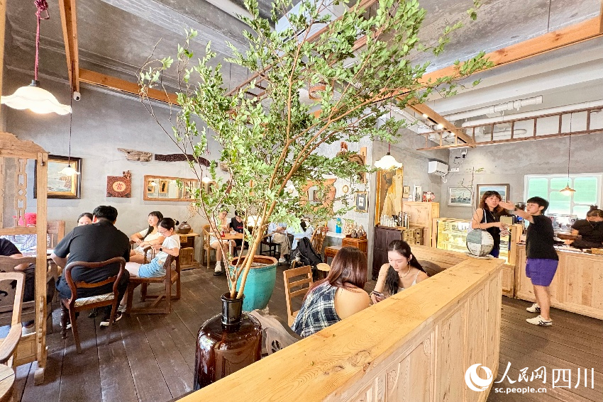 世运赛场外成都赛事经济加速跑(图2)