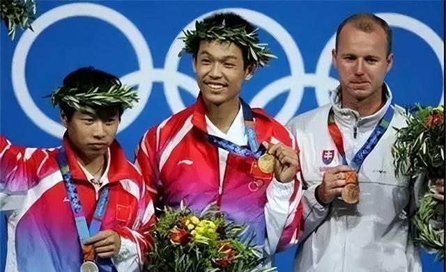 温州穷小子雅典一枪封神2000块择校费差点压垮奥运冠军北京痛哭退役后他带出了杨倩(图13)