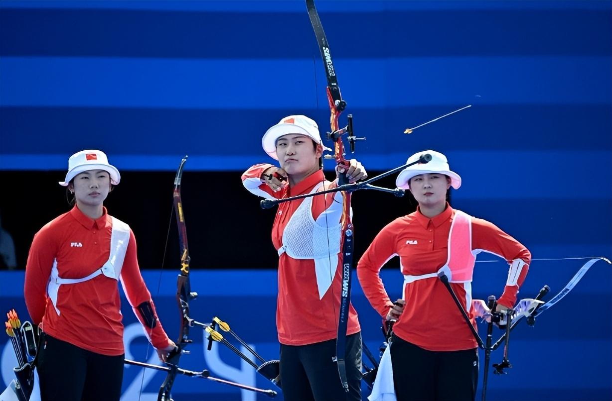 2026射箭世界杯赛上海站：中国队摘男子复合弓团体铜牌