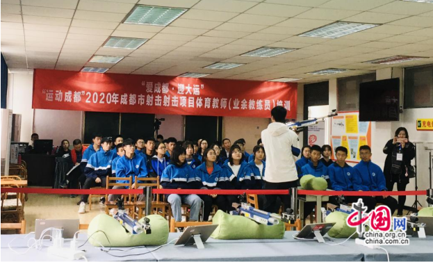这所学校的射击场走出个“神枪手”(图4)