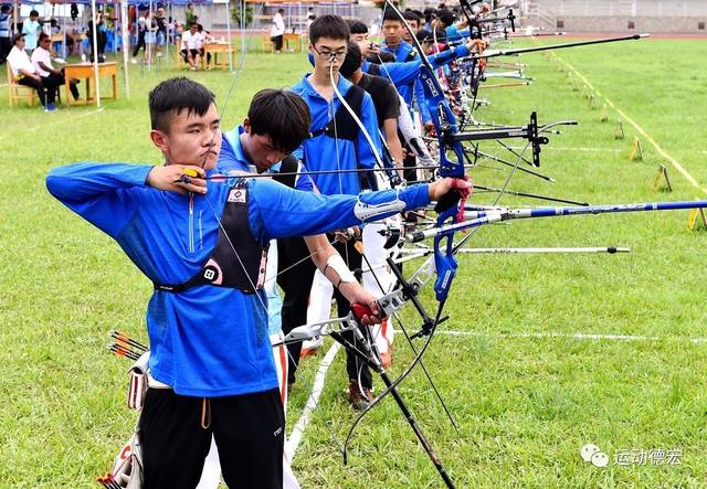 射箭有助于青少年身心成长(图1) 射箭有助于青少年身心成长