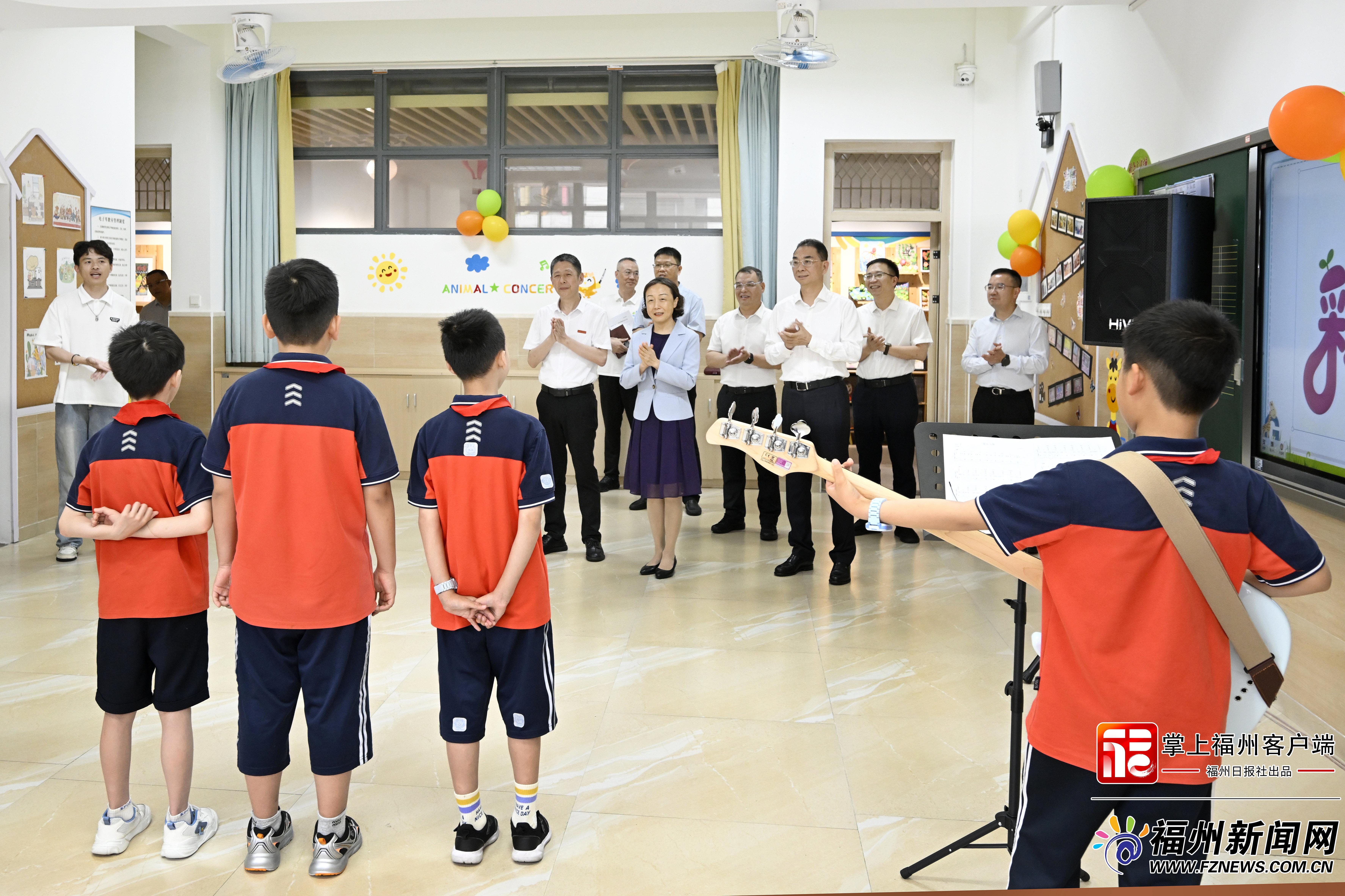 郭宁宁吴贤德在“六一”国际儿童节到来之际寄语全市少年儿童(图1)